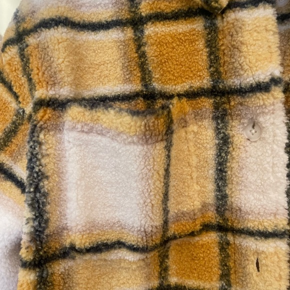 Yellow plaid shacket, Sincerely Jules for Bandier, brand new condition. - Picture 3 of 7